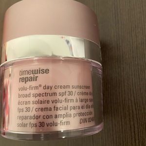 timewise repair volu-firm day cream spf30